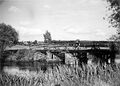 Heubrücke mit Fussvolk im Jahr 1935 <span class="smw-highlighter" data-type="8" data-state="inline" data-title="Hinweis" title="Urheber: Ferdinand VitzethumLizenz: CC BY-SA 3.0"><span class="smwtticon note"></span><span class="smwttcontent">Urheber: <a class="mw-selflink selflink">Ferdinand Vitzethum</a><br><br>Lizenz: CC BY-SA 3.0</span></span>