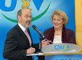 CSU-MdL Petra Guttenberger und StR Dr. Joachim Schmidt, 2006 <span class="smw-highlighter" data-type="8" data-state="inline" data-title="Hinweis" title="Urheber: CSU FürthLizenz: CC BY-SA 3.0"><span class="smwtticon note"></span><span class="smwttcontent">Urheber: CSU Fürth<br><br>Lizenz: CC BY-SA 3.0</span></span>