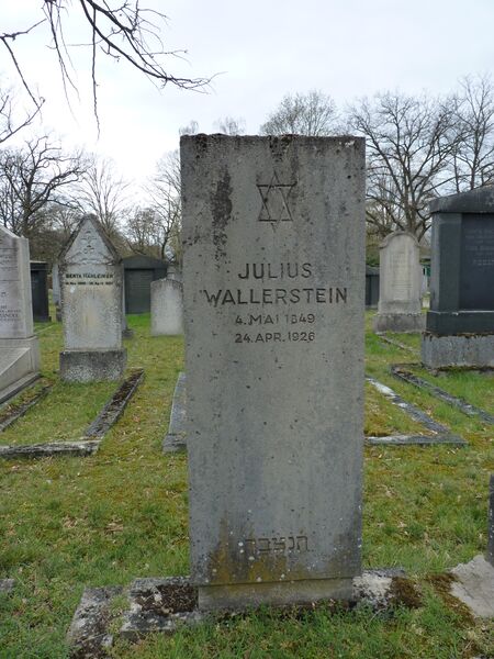 Datei:Grab Julius Wallerstein.JPG