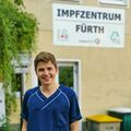 <!--LINK'" 0:28--> vor dem Impfzentrum Fürth Juli 2021 <span class="smw-highlighter" data-type="8" data-state="inline" data-title="Hinweis" title="Urheber: Peter ScheuenstuhlLizenz: CC BY-SA 4.0"><span class="smwtticon note"></span><span class="smwttcontent">Urheber: <!--LINK'" 0:29--><br><br>Lizenz: CC BY-SA 4.0</span></span>