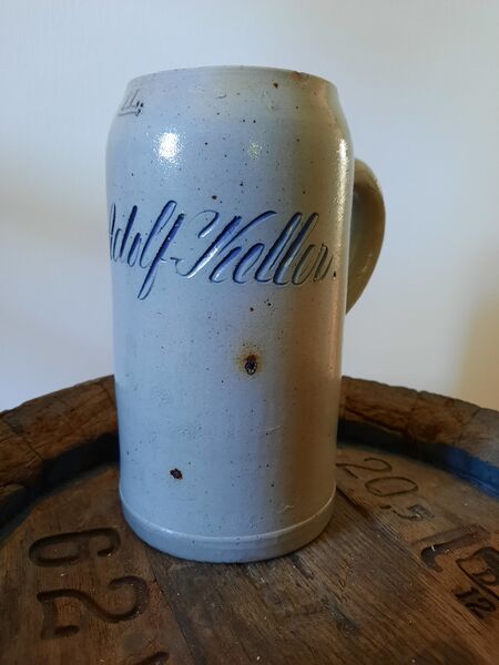 Datei:Bierkrug GAK 2.jpg