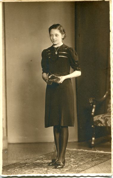 Datei:Konfirmation 1939.1.jpg