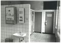 Hauptbahnhof, Haupthalle, Toiletten, 1982. Bestandsaufnahme vor Baubeginn U-Bahn <span class="smw-highlighter" data-type="8" data-state="inline" data-title="Hinweis" title="Urheber: Reinhard ThielschLizenz: CC BY-SA 3.0"><span class="smwtticon note"></span><span class="smwttcontent">Urheber: <!--LINK'" 0:151--><br><br>Lizenz: CC BY-SA 3.0</span></span>
