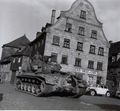M26 Pershing-Panzer der <a class="mw-selflink selflink">U.S. Army</a> am Grünen Markt <span class="smw-highlighter" data-type="8" data-state="inline" data-title="Hinweis" title="Urheber: Vitzetum (vermutl.)Lizenz: CC BY-SA 3.0"><span class="smwtticon note"></span><span class="smwttcontent">Urheber: Vitzetum (vermutl.)<br>Lizenz: CC BY-SA 3.0</span></span>