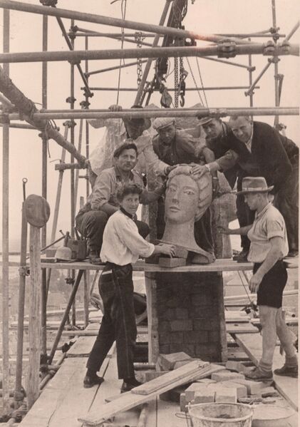 Datei:Kunstmann Rathaus BW 01.JPG