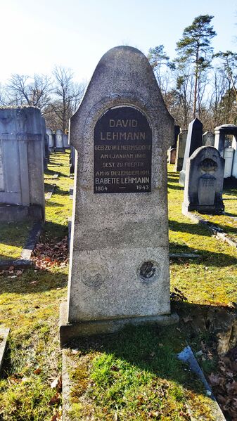 Datei:David Lehmann, Grabstein.jpg