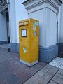 Briefkasten vor ehemaliger Hypo Vereinsbank, Casa Pane, Ecke Rudolf Breitscheidstraße; Jan. 2024 <span class="smw-highlighter" data-type="8" data-state="inline" data-title="Hinweis" title="Urheber: GNLizenz: CC BY-SA 3.0"><span class="smwtticon note"></span><span class="smwttcontent">Urheber: GN<br><br>Lizenz: CC BY-SA 3.0</span></span>