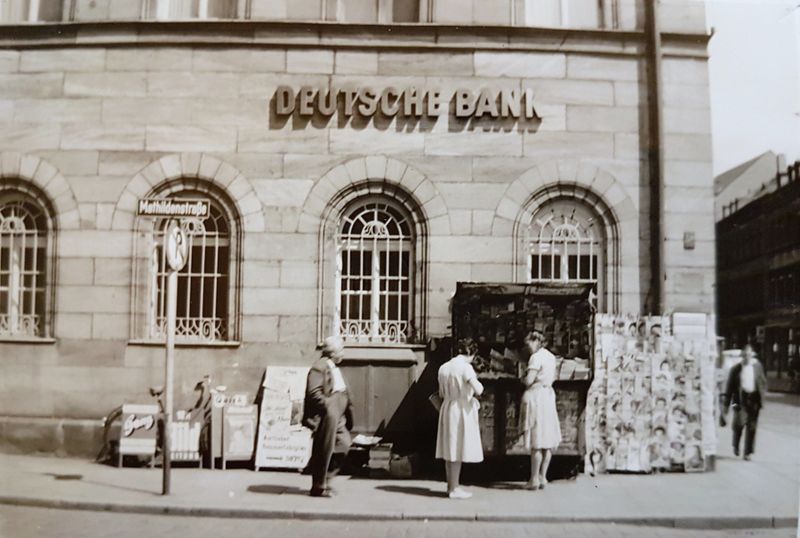 Datei:Kiosk Ecke Mathildenstrasse.jpg