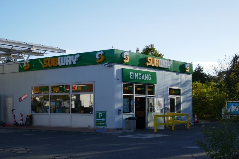 Datei:Subway Poppenreuth.JPG