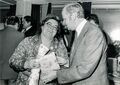 OB Scherzer mit der Fürther Journalistin Erika Schörner, Okt 1980 <span class="smw-highlighter" data-type="8" data-state="inline" data-title="Hinweis" title="Urheber: unbekanntLizenz: Bildlizenz-Stadtarchiv"><span class="smwtticon note"></span><span class="smwttcontent">Urheber: unbekannt<br><br>Lizenz: Bildlizenz-Stadtarchiv</span></span>