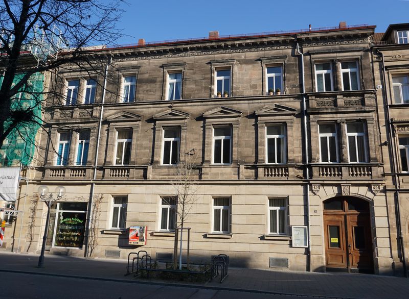 Datei:Gustav-Schickedanz-Straße 9 1.jpeg