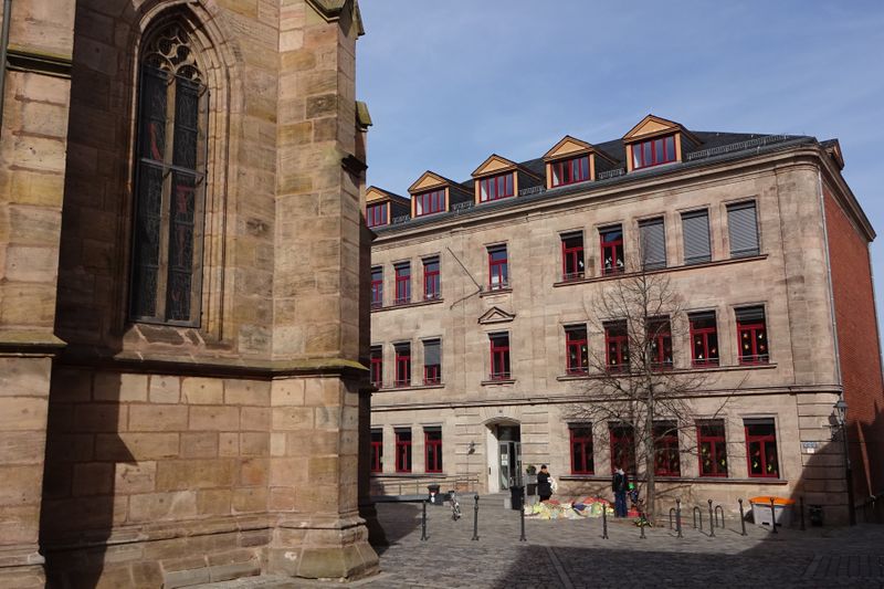 Datei:Grundschule St. Michael 2020.jpg