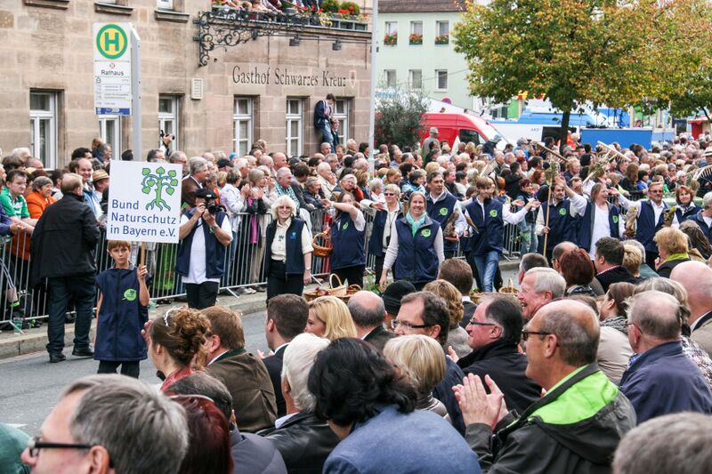 Datei:Erntedankfestzug Okt 2014 73.jpg