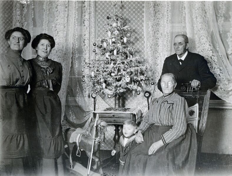 Datei:24 NL-FW Hautsch.jpg