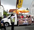 Festwagen vom <!--LINK'" 0:401--> Handball Abteilung beim Stadelner Kärwaumzug, August 2023 <span class="smw-highlighter" data-type="8" data-state="inline" data-title="Hinweis" title="Urheber: Norbert PietschLizenz: CC BY-SA 3.0"><span class="smwtticon note"></span><span class="smwttcontent">Urheber: Norbert Pietsch<br><br>Lizenz: CC BY-SA 3.0</span></span>