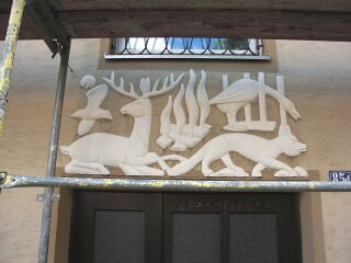 Kaiserstr. 85d Wandplastik.JPG