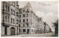 Ansichtskarte mit der Gaststätte Deutsches Haus, links die Meckstraße gel Aug 1909 <span class="smw-highlighter" data-type="8" data-state="inline" data-title="Hinweis" title="Urheber: unbekanntLizenz: CC BY-SA 4.0"><span class="smwtticon note"></span><span class="smwttcontent">Urheber: unbekannt<br><br>Lizenz: CC BY-SA 4.0</span></span>