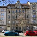 Mietshaus Simonstraße 18, Februar 2021 <span class="smw-highlighter" data-type="8" data-state="inline" data-title="Hinweis" title="Urheber: AquilexLizenz: CC BY-SA 3.0"><span class="smwtticon note"></span><span class="smwttcontent">Urheber: Aquilex<br><br>Lizenz: CC BY-SA 3.0</span></span>