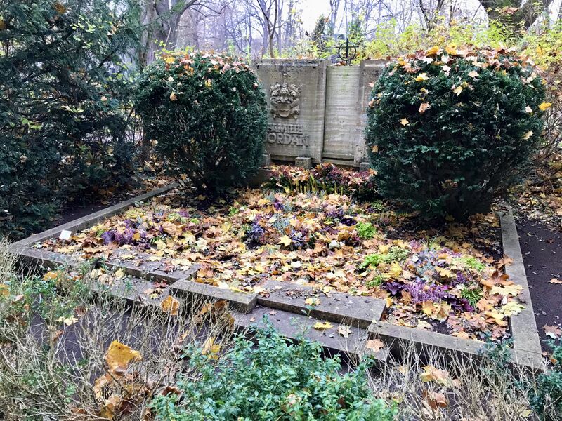 Datei:Grab Jordan-Hetterich 2021.jpeg