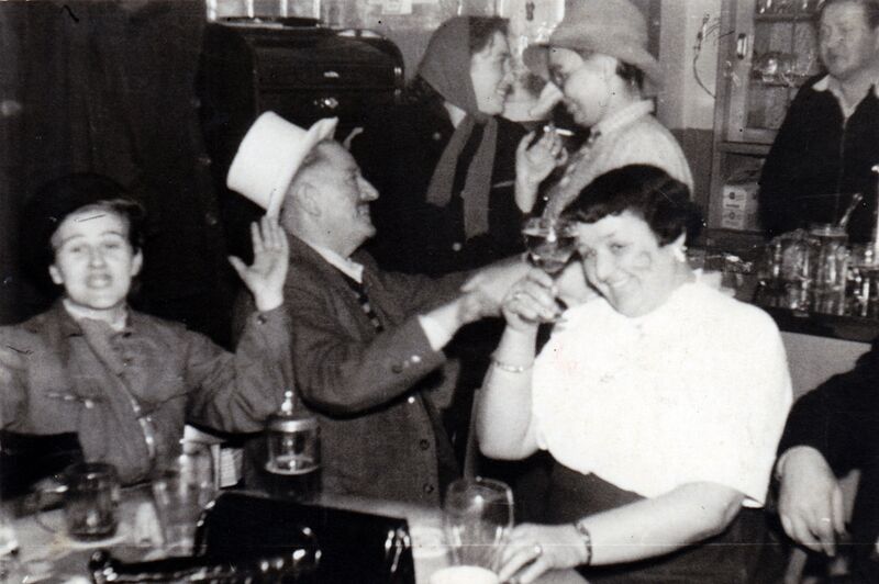 Datei:1956 Gifthütte Fasching 2.jpeg