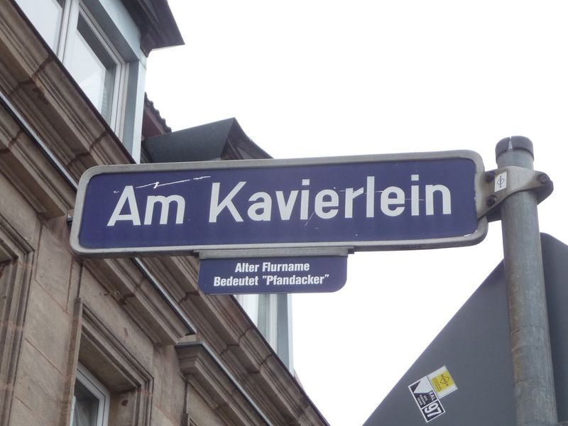 Datei:Am-Kavierlein.jpeg