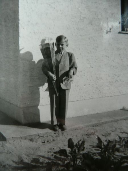 Datei:Schule Stadeln 3.jpeg