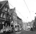 Löwenapotheke (ganz links) und Eisen-Grell, 10.8.1950 <span class="smw-highlighter" data-type="8" data-state="inline" data-title="Hinweis" title="Urheber: unbekanntLizenz: CC BY-SA 3.0"><span class="smwtticon note"></span><span class="smwttcontent">Urheber: unbekannt<br><br>Lizenz: CC BY-SA 3.0</span></span>