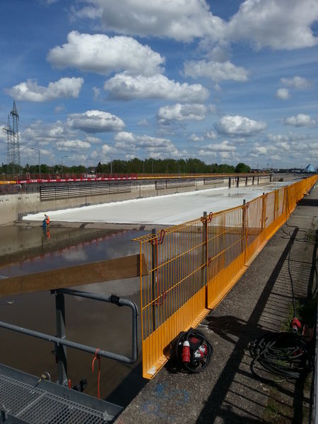 Datei:Trogbruecke leer.jpg