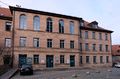 Das Gebäude Kirchenplatz 2, 2a - Kindergarten Storchennest mit Diakoniestation, Nov. 2020 <span class="smw-highlighter" data-type="8" data-state="inline" data-title="Hinweis" title="Urheber: Kamran SalimiLizenz: CC BY-SA 3.0"><span class="smwtticon note"></span><span class="smwttcontent">Urheber: <!--LINK'" 0:11--><br><br>Lizenz: CC BY-SA 3.0</span></span>