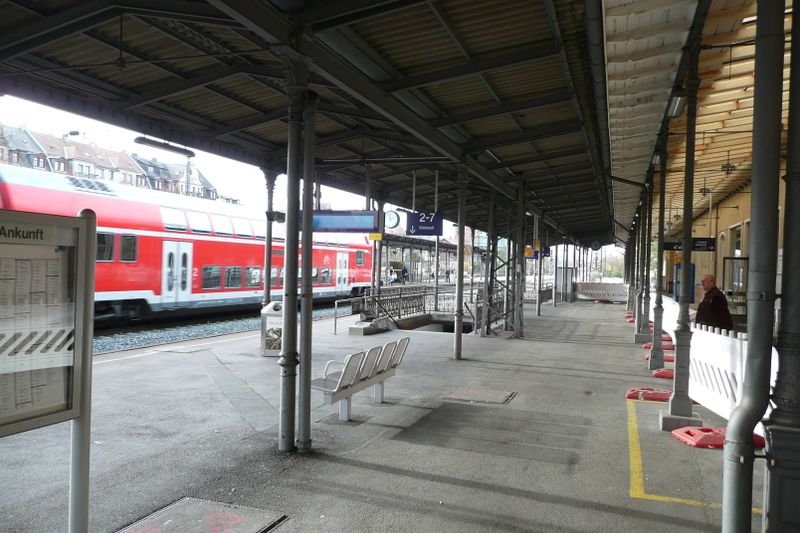 Datei:Bahnhof2.jpeg