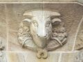 Relief Stier an der Fassade <!--LINK'" 0:5-->, Februar 2026 <span class="smw-highlighter" data-type="8" data-state="inline" data-title="Hinweis" title="Urheber: LadyJLizenz: copyright"><span class="smwtticon note"></span><span class="smwttcontent">Urheber: LadyJ<br><br>Lizenz: copyright</span></span>