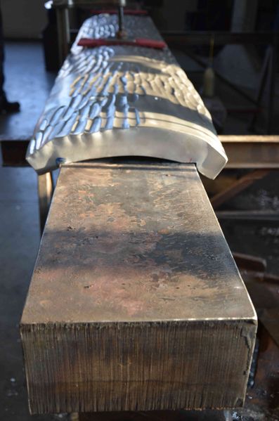 Datei:Birkenstamm mit Rinde.jpg