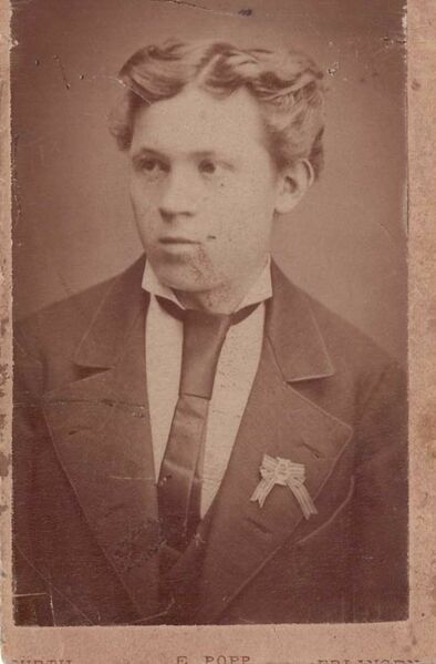 Datei:Junger Mann.jpg