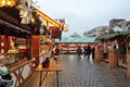 Fürther Weihnachtsmarkt auf der <a class="mw-selflink selflink">Fürther Freiheit</a> im Dez. 2022 <span class="smw-highlighter" data-type="8" data-state="inline" data-title="Hinweis" title="Urheber: Norbert PietschLizenz: CC BY-SA 3.0"><span class="smwtticon note"></span><span class="smwttcontent">Urheber: Norbert Pietsch<br><br>Lizenz: CC BY-SA 3.0</span></span>