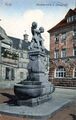 Der Jugendbrunnen an der ehem. Feuerwache, ngl ca. 1910 <span class="smw-highlighter" data-type="8" data-state="inline" data-title="Hinweis" title="Urheber: unbekanntLizenz: CC BY-SA 4.0"><span class="smwtticon note"></span><span class="smwttcontent">Urheber: unbekannt<br><br>Lizenz: CC BY-SA 4.0</span></span>