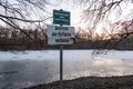 Stadtparkweiher im Winter - mit dünner Eisschicht, Dez 2024 <span class="smw-highlighter" data-type="8" data-state="inline" data-title="Hinweis" title="Urheber: Kamran SalimiLizenz: CC BY-SA 4.0"><span class="smwtticon note"></span><span class="smwttcontent">Urheber: <!--LINK'" 0:4--><br><br>Lizenz: CC BY-SA 4.0</span></span>