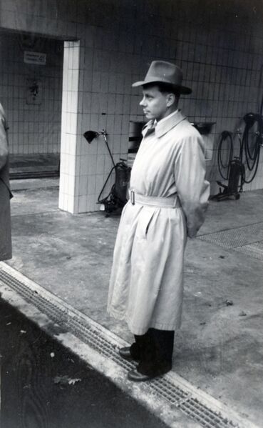 Datei:46 NL-FW Hautsch Vogel.jpg